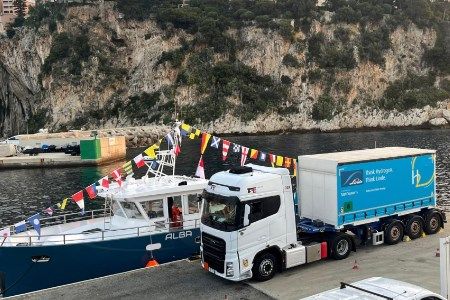 NatPower H completes hydrogen refuelling of ALBA